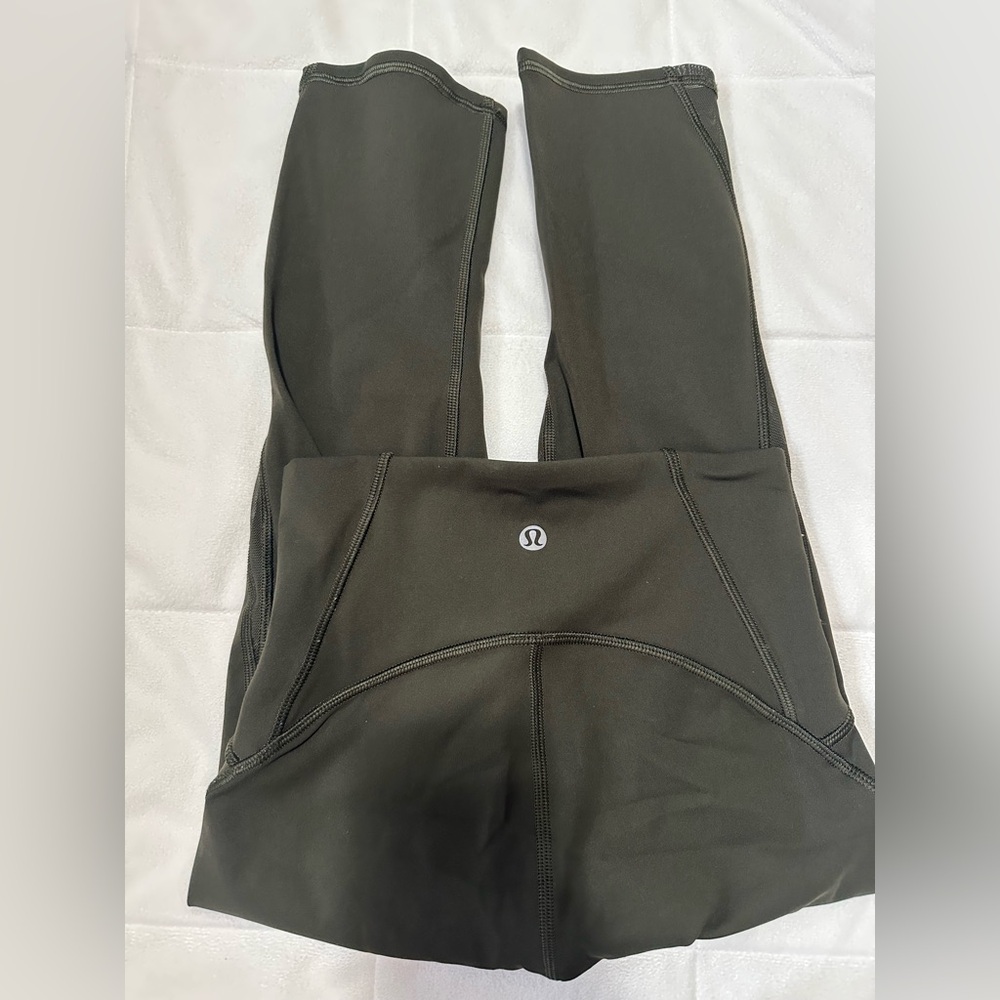 Lululemon Olive Green Cropped Leggings